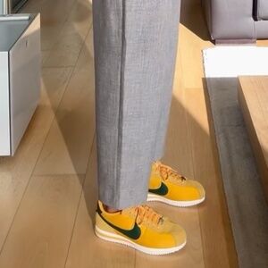 NIKE CORTEZ YELLOW OCHRE - GORGE GREEN NIB $100 SOLD OUT W 8.5 / M 7